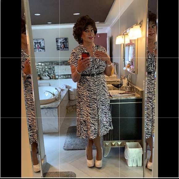 Meet Your Posher - Picture 11 of 16